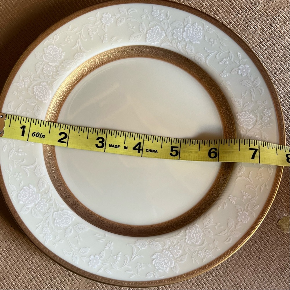 Vtg Mikasa Fine China Antique Lace L5531 Salad Plate 8” Ivory Floral / gold trim